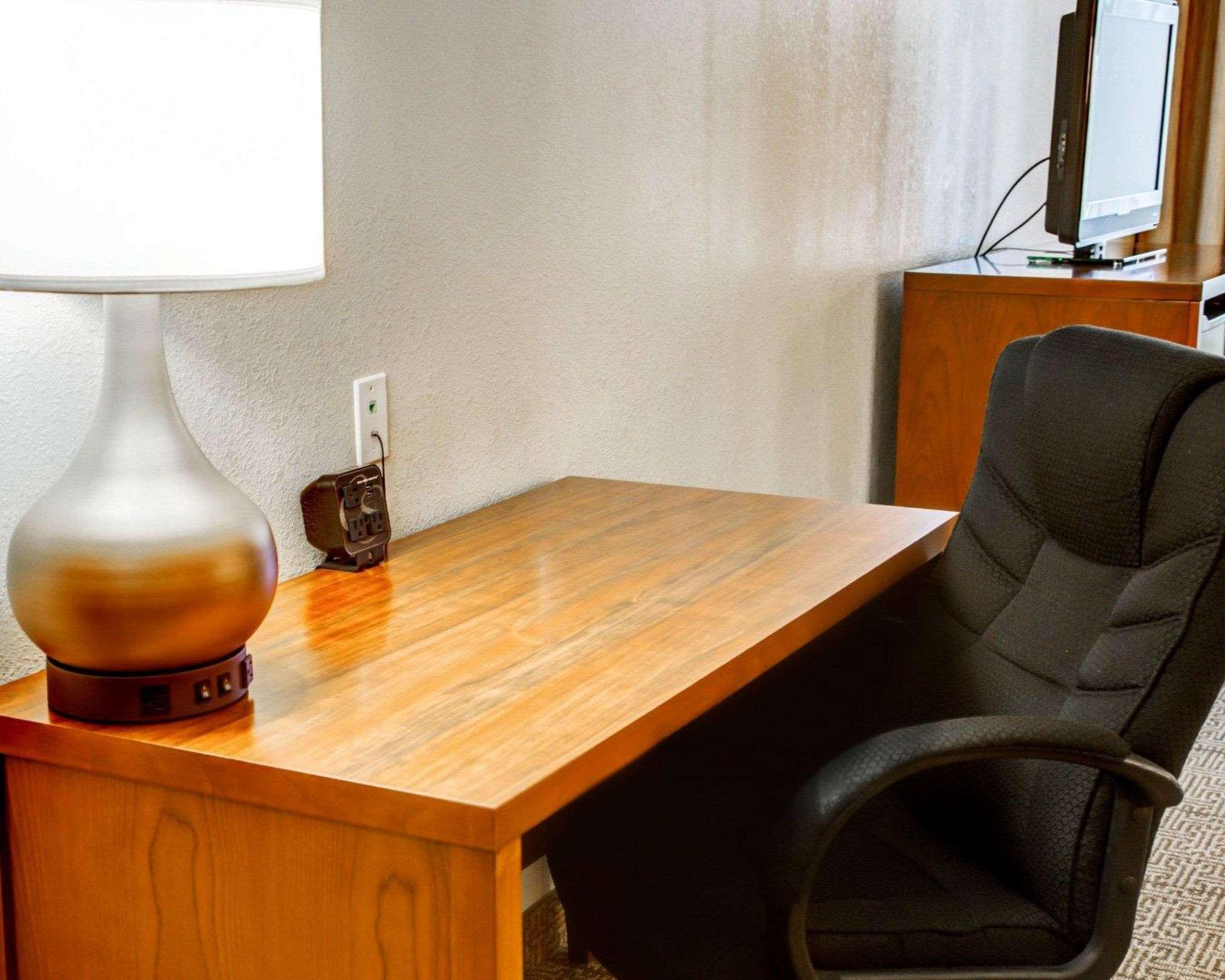 Comfort Suites Tyler South Buitenkant foto