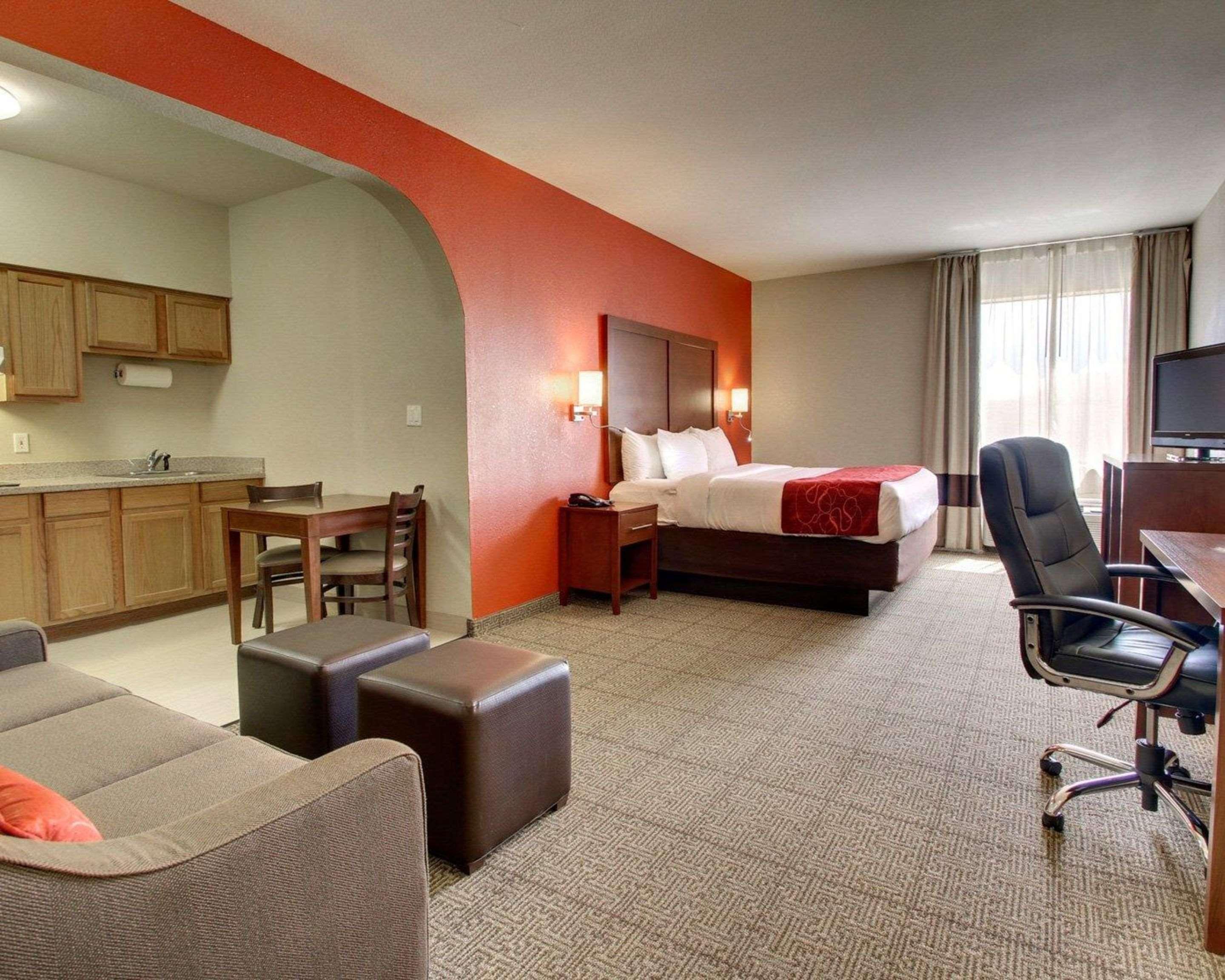 Comfort Suites Tyler South Buitenkant foto