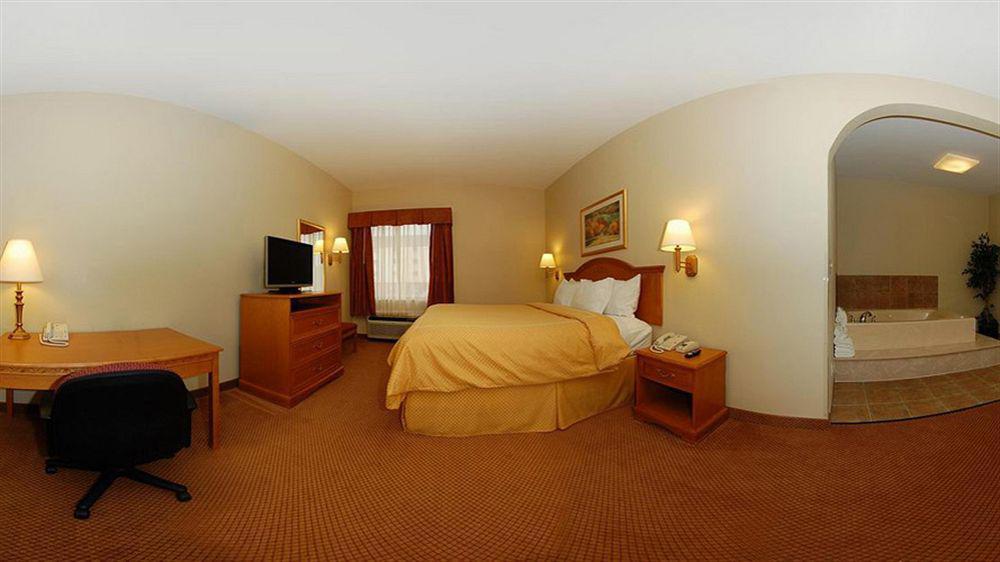 Comfort Suites Tyler South Buitenkant foto